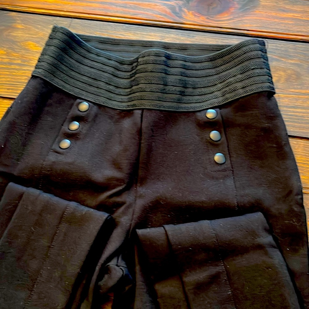 ZARA High Waisted Black Ankle Pants Buttons and Pleats Leggings S